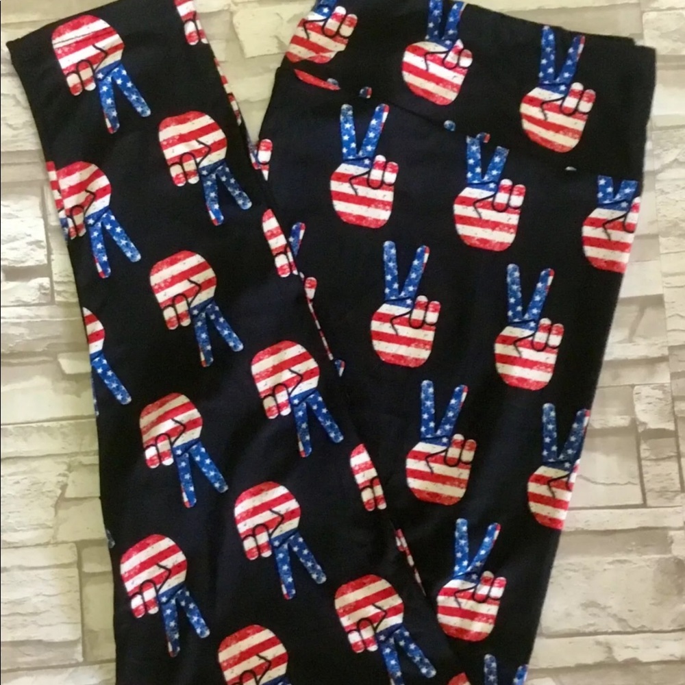 New Lularoe tc leggings fits size 12-18